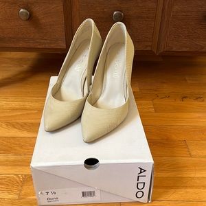 Aldo Waycien Leather Pump